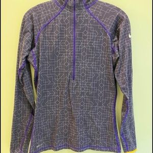 Nike Pro 1/4 zip pullover